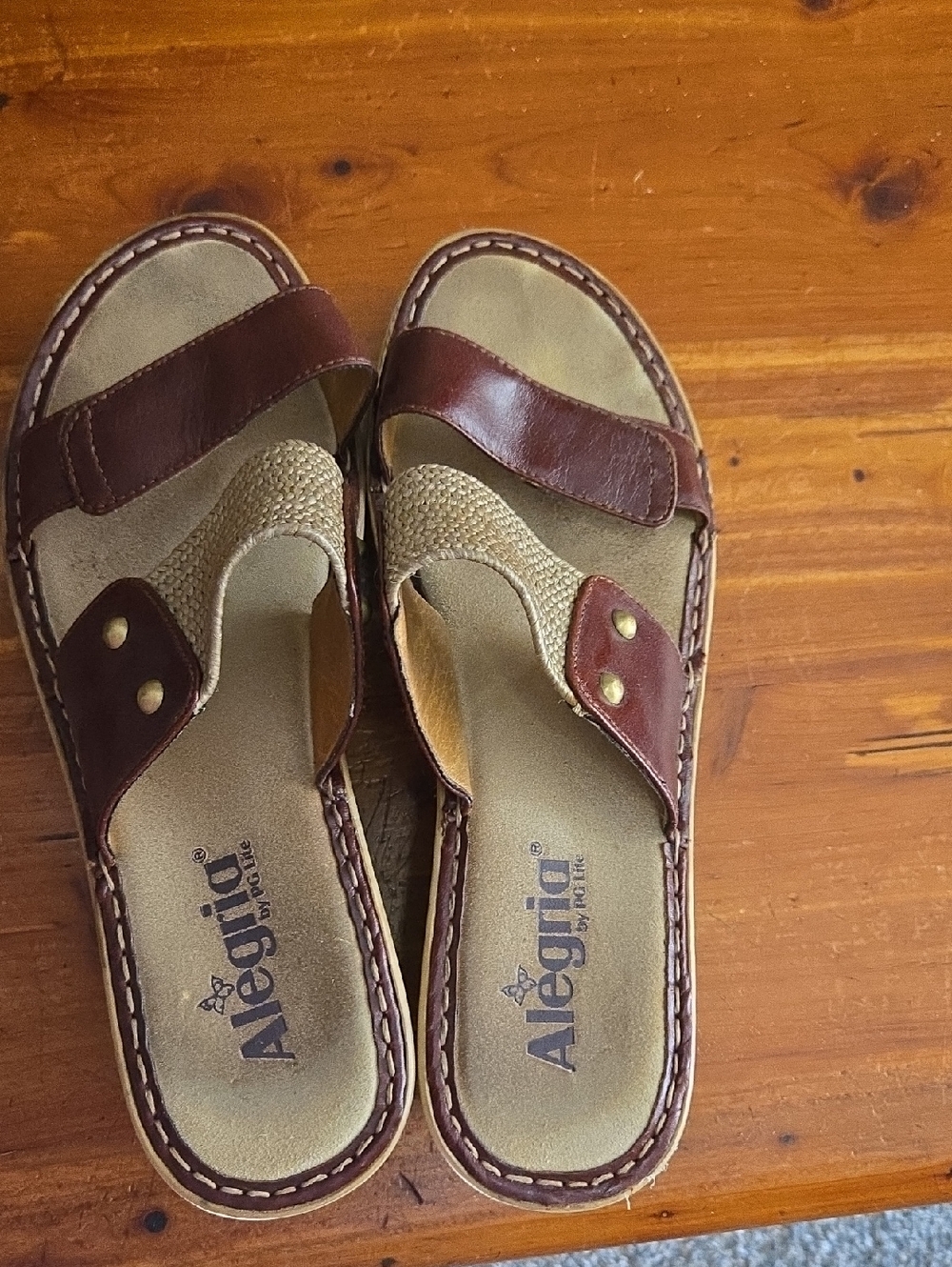 Alegria  Brown and Beige Leather Slide Sandals. Size 8.5